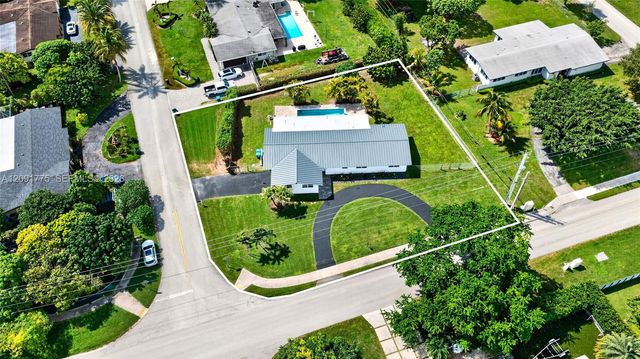 17400 SW 89th Court, Palmetto Bay, FL 33157