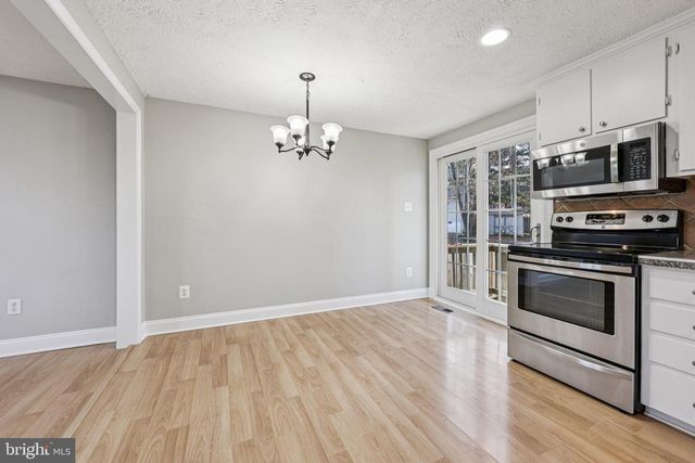 546 ROCKBRIDGE DR SE, Leesburg, VA 20175