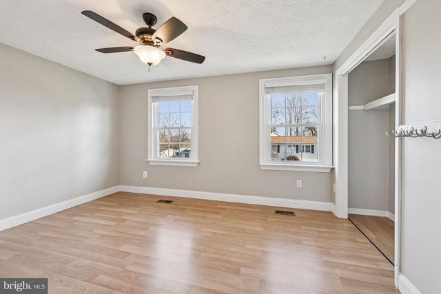 546 ROCKBRIDGE DR SE, Leesburg, VA 20175