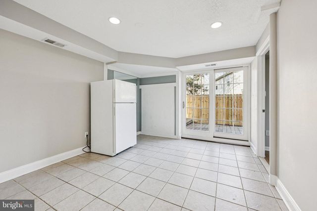 546 ROCKBRIDGE DR SE, Leesburg, VA 20175