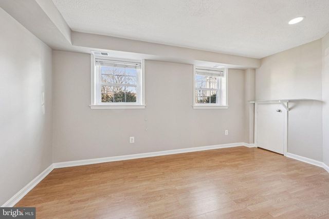 546 ROCKBRIDGE DR SE, Leesburg, VA 20175