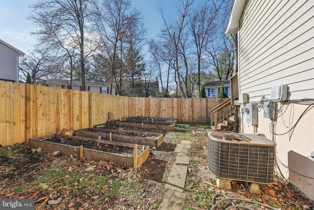 546 ROCKBRIDGE DR SE, Leesburg, VA 20175