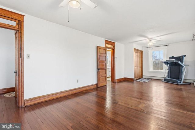 850 IRISHTOWN RD, New Oxford, PA 17350