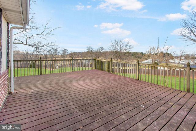 850 IRISHTOWN RD, New Oxford, PA 17350