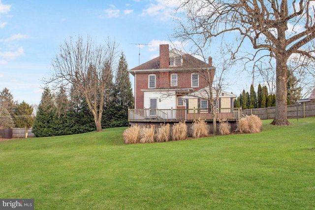 850 IRISHTOWN RD, New Oxford, PA 17350