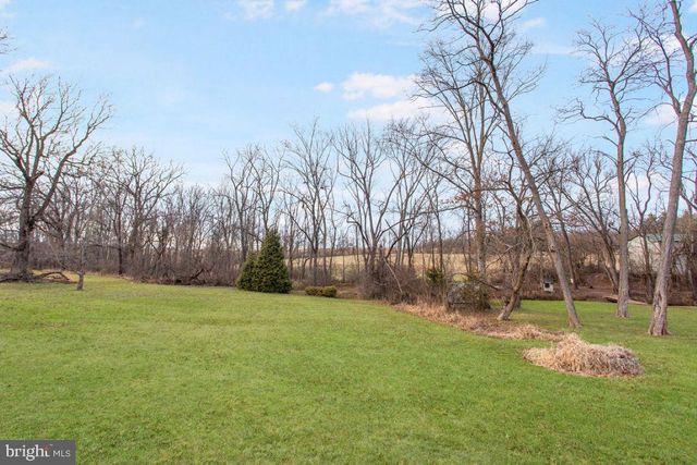 850 IRISHTOWN RD, New Oxford, PA 17350