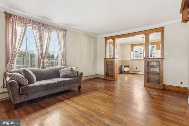 850 IRISHTOWN RD, New Oxford, PA 17350