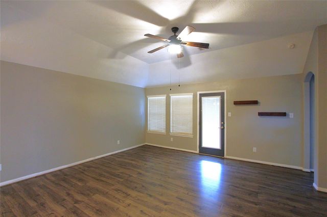 5931 Wildbriar Lane, Richmond, TX 77469