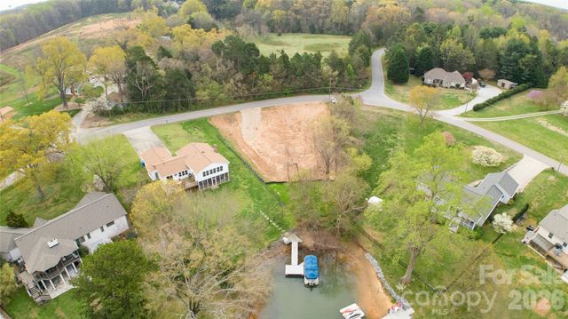 212 Ponderosa Circle, Mooresville, NC 28117
