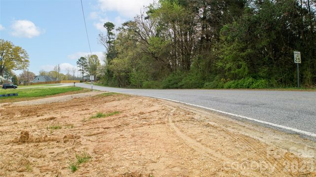 212 Ponderosa Circle, Mooresville, NC 28117