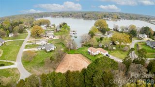 212 Ponderosa Circle, Mooresville, NC 28117