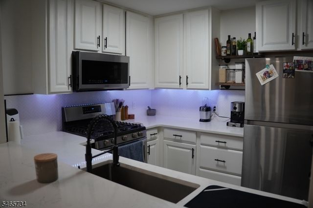 612 Deepdale Ct 7, Union Twp., NJ 07083