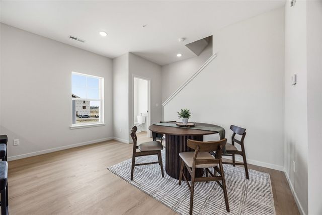 8704 Eddie Drive SW B, Cedar Rapids, IA 52404