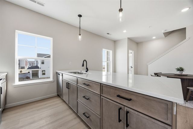 8704 Eddie Drive SW B, Cedar Rapids, IA 52404