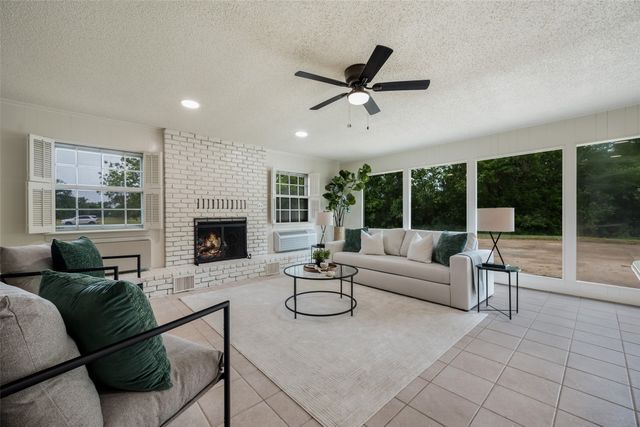 14821 Kleberg Road, Dallas, TX 75253