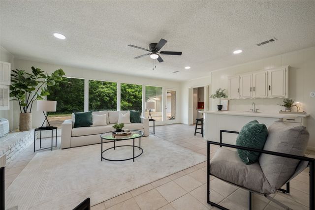 14821 Kleberg Road, Dallas, TX 75253