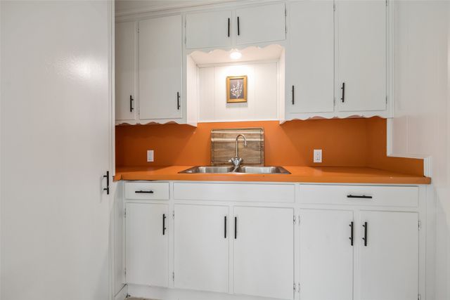 14821 Kleberg Road, Dallas, TX 75253