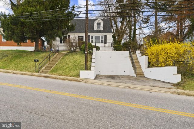 1911 KERNAN DR, Baltimore, MD 21207