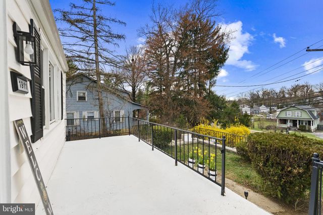 1911 KERNAN DR, Baltimore, MD 21207