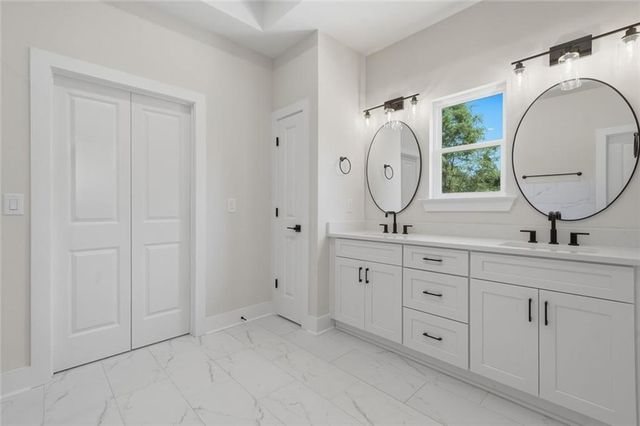 31 Kirk Road NW, White, GA 30184