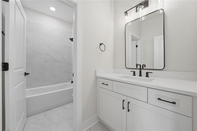 31 Kirk Road NW, White, GA 30184