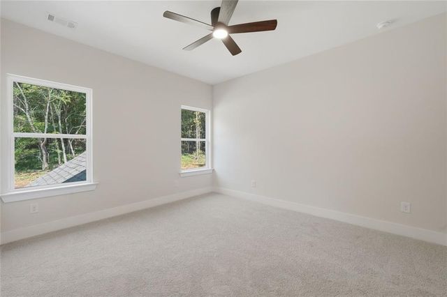 31 Kirk Road NW, White, GA 30184
