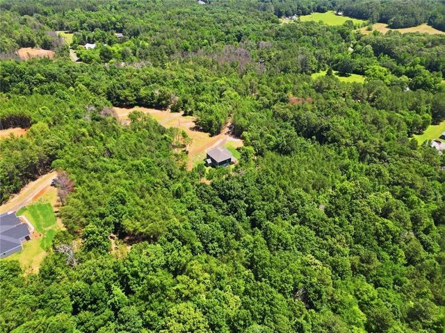31 Kirk Road NW, White, GA 30184
