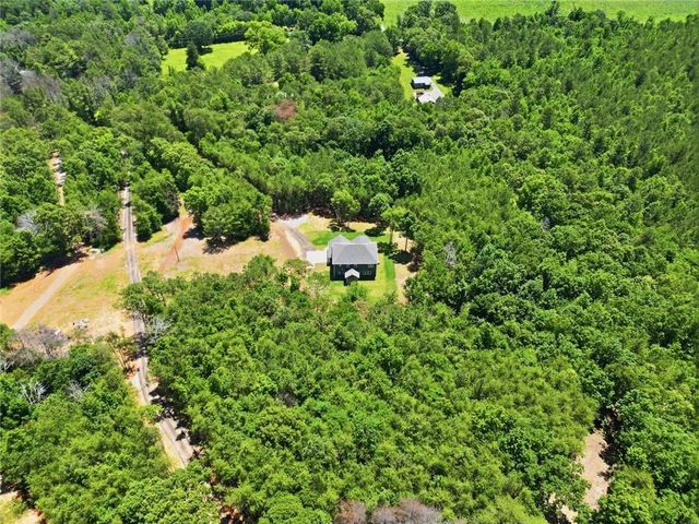 31 Kirk Road NW, White, GA 30184