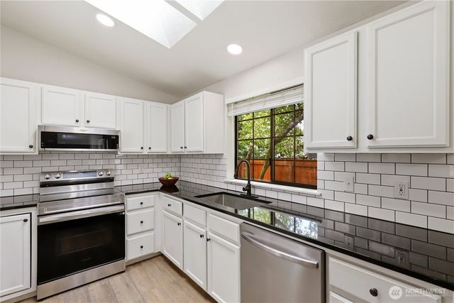 3835 Blue Finch Court SE, Olympia, WA 98503