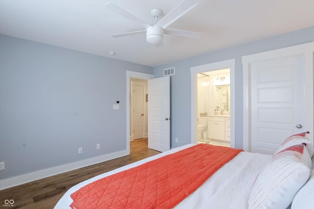 10472 Lower Garden Way, Zionsville, IN 46077