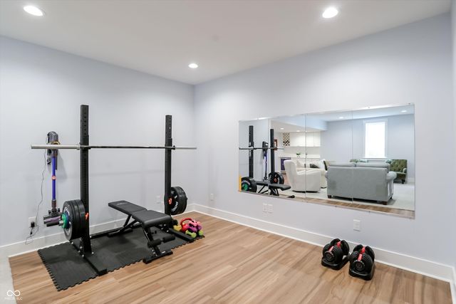 10472 Lower Garden Way, Zionsville, IN 46077