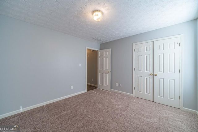 2717 Links Overlook Drive, Dacula, GA 30019