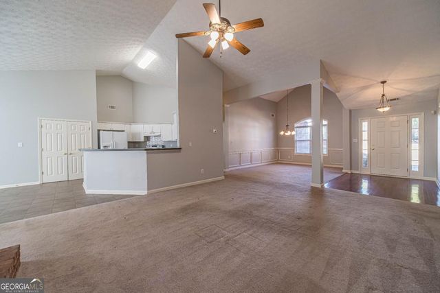 2717 Links Overlook Drive, Dacula, GA 30019