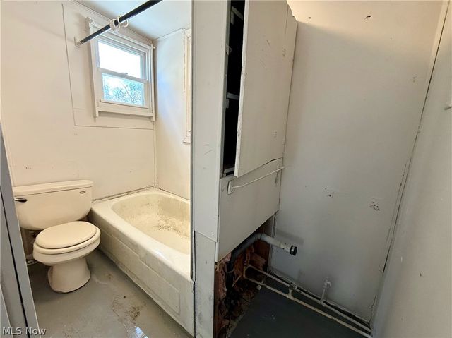 839 Kenyon Street, Akron, OH 44311