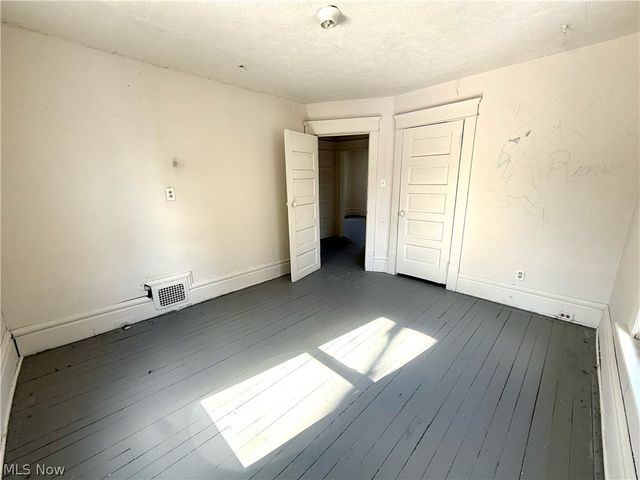 839 Kenyon Street, Akron, OH 44311