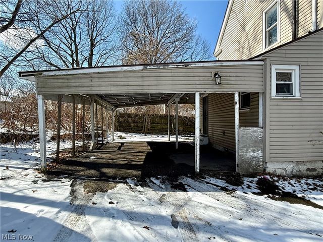 839 Kenyon Street, Akron, OH 44311