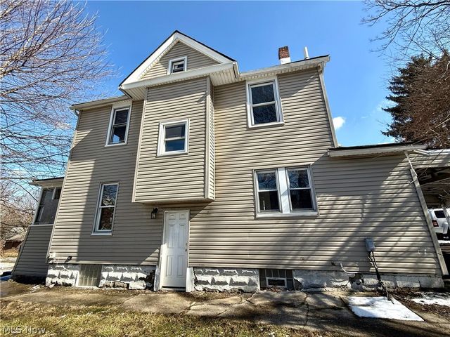 839 Kenyon Street, Akron, OH 44311