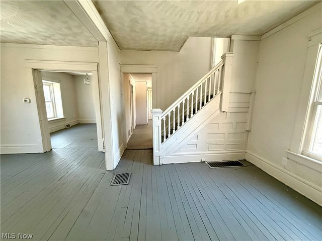 839 Kenyon Street, Akron, OH 44311