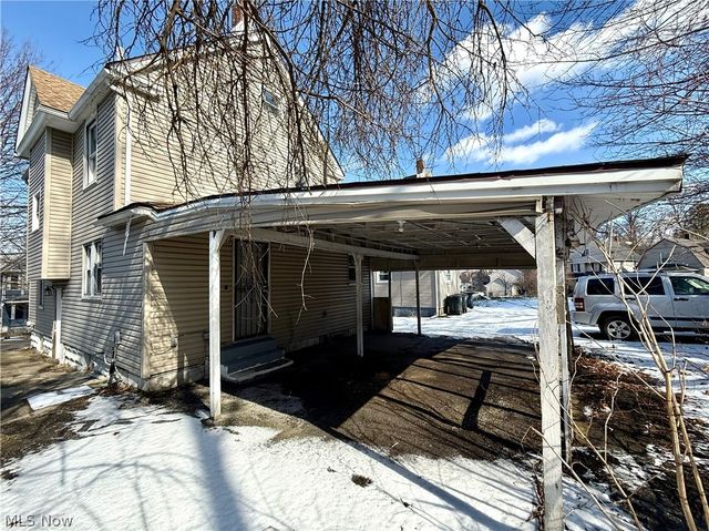 839 Kenyon Street, Akron, OH 44311