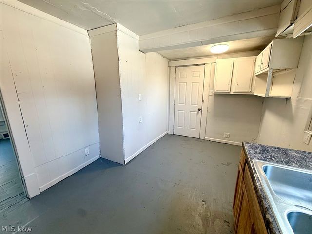 839 Kenyon Street, Akron, OH 44311