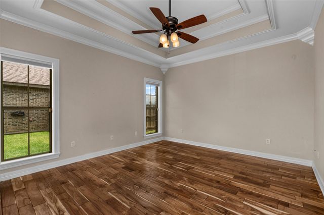 407 Carnaby Court, Bossier City, LA 71111
