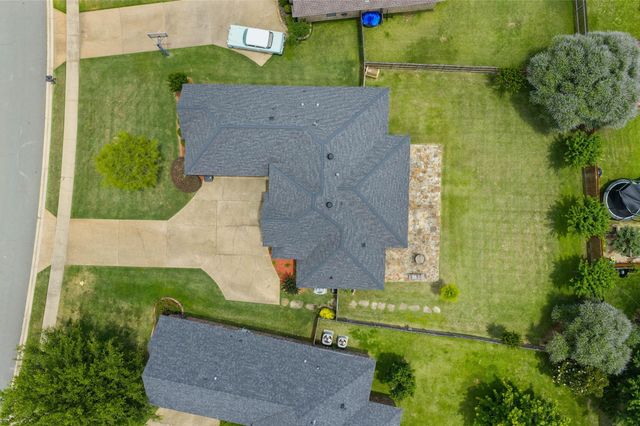 407 Carnaby Court, Bossier City, LA 71111