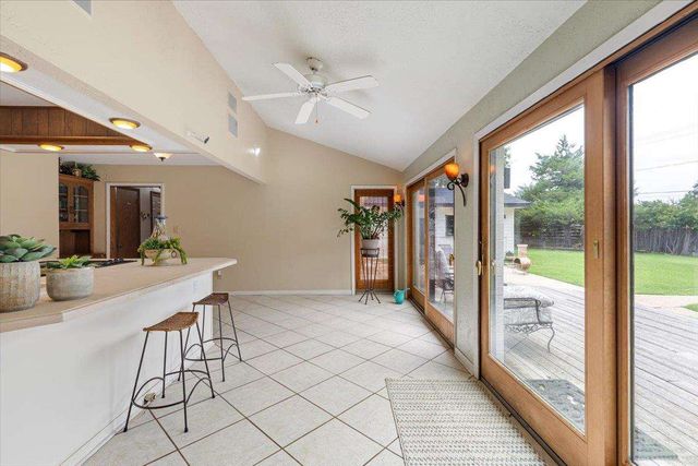 156 NW 36th St, Lawton, OK 73505