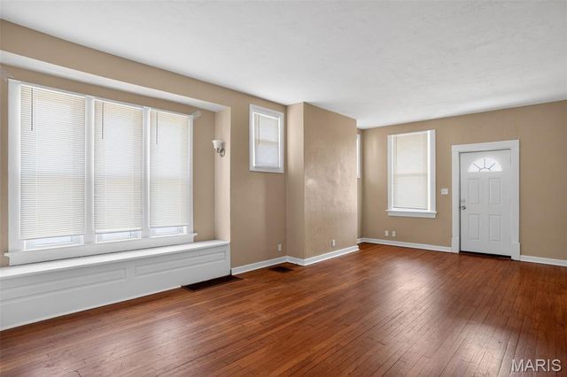 6815 Etzel Avenue, University City, MO 63130