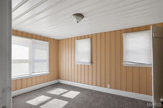 6815 Etzel Avenue, University City, MO 63130