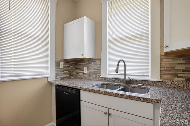 6815 Etzel Avenue, University City, MO 63130