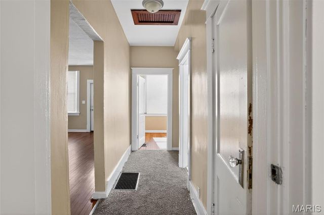 6815 Etzel Avenue, University City, MO 63130