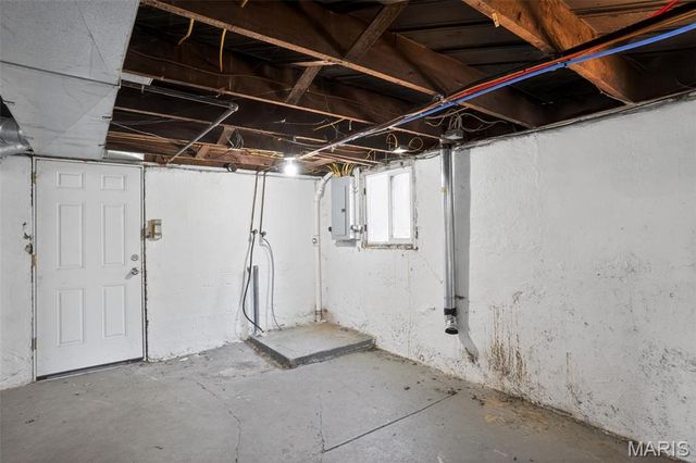 6815 Etzel Avenue, University City, MO 63130