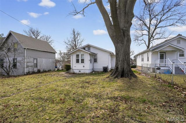 6815 Etzel Avenue, University City, MO 63130