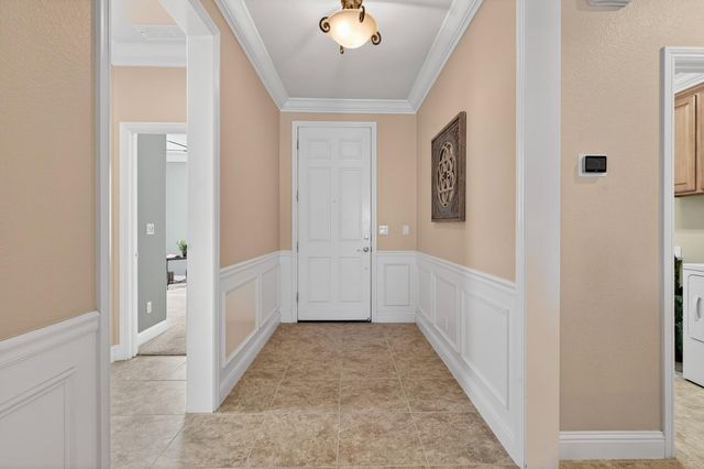 2379 Pepper Tree Ln, Manteca, CA 95336